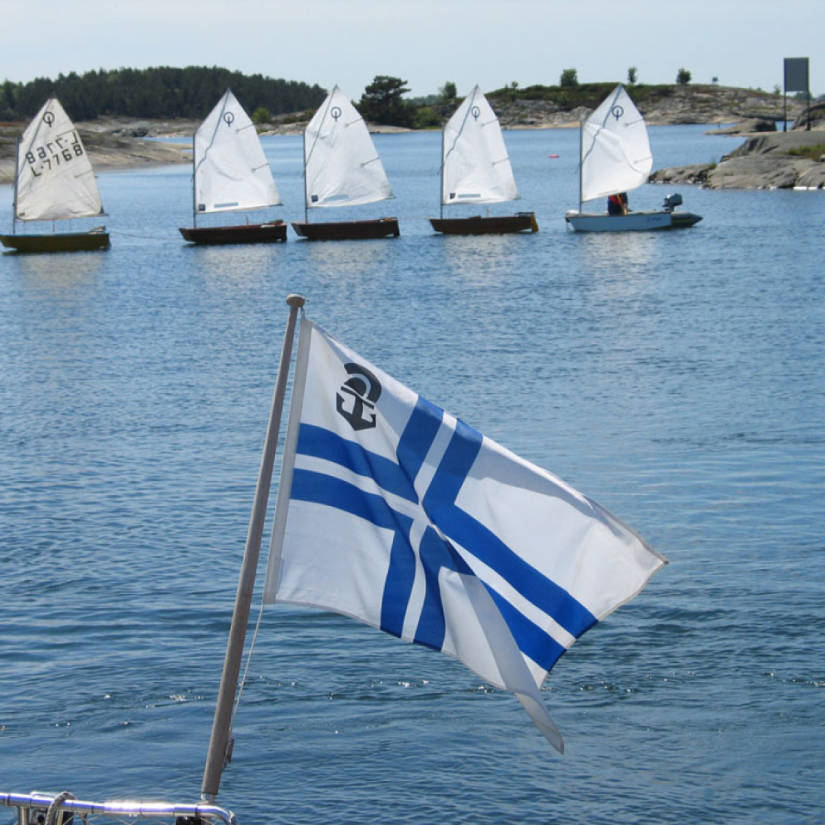 SuPS:n Suomenlinnan ympäripurjehdus